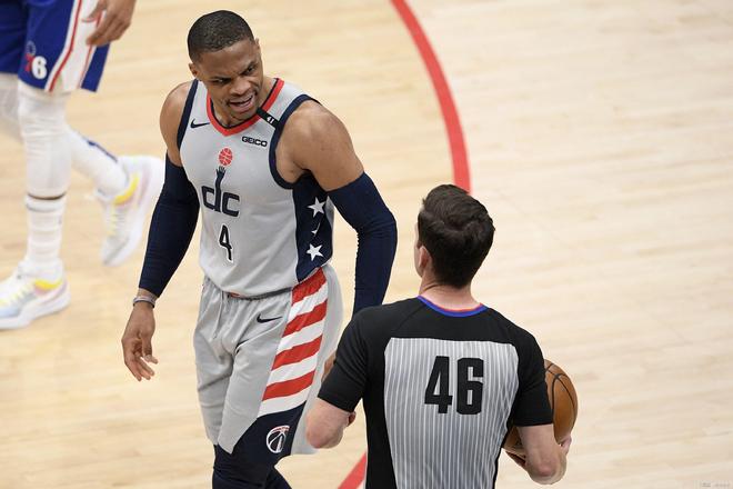 线坚决追防 线坚决追防