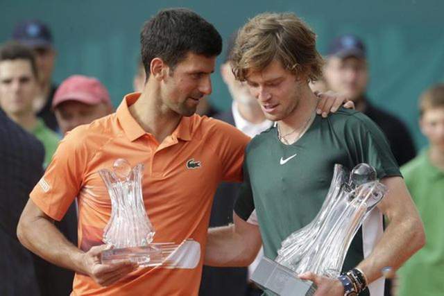 不断的比赛 不断的比赛