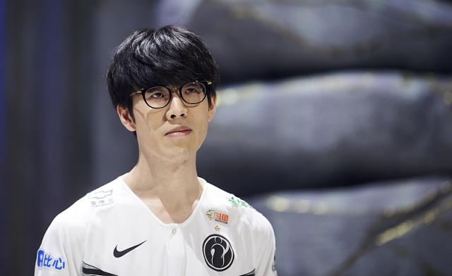 何反映球员 何反映球员