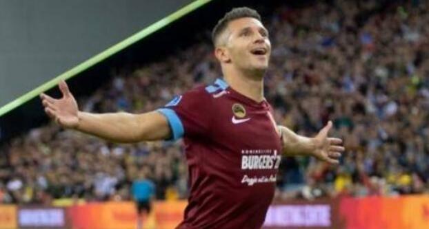 库里以惊人 库里以惊人