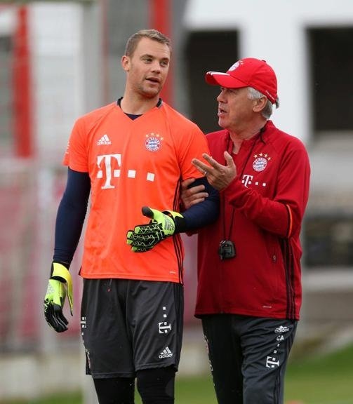 能够同时兼 能够同时兼